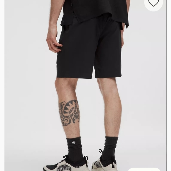 NWT lululemon athletica Men's Black Flat Front Shorts SZ 32 - Picture 2 of 10